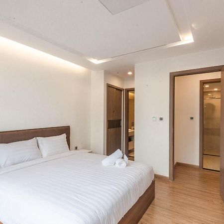 Luxury Serviced Apartment Vinhomes Metropolis Premium Hanoi Kültér fotó