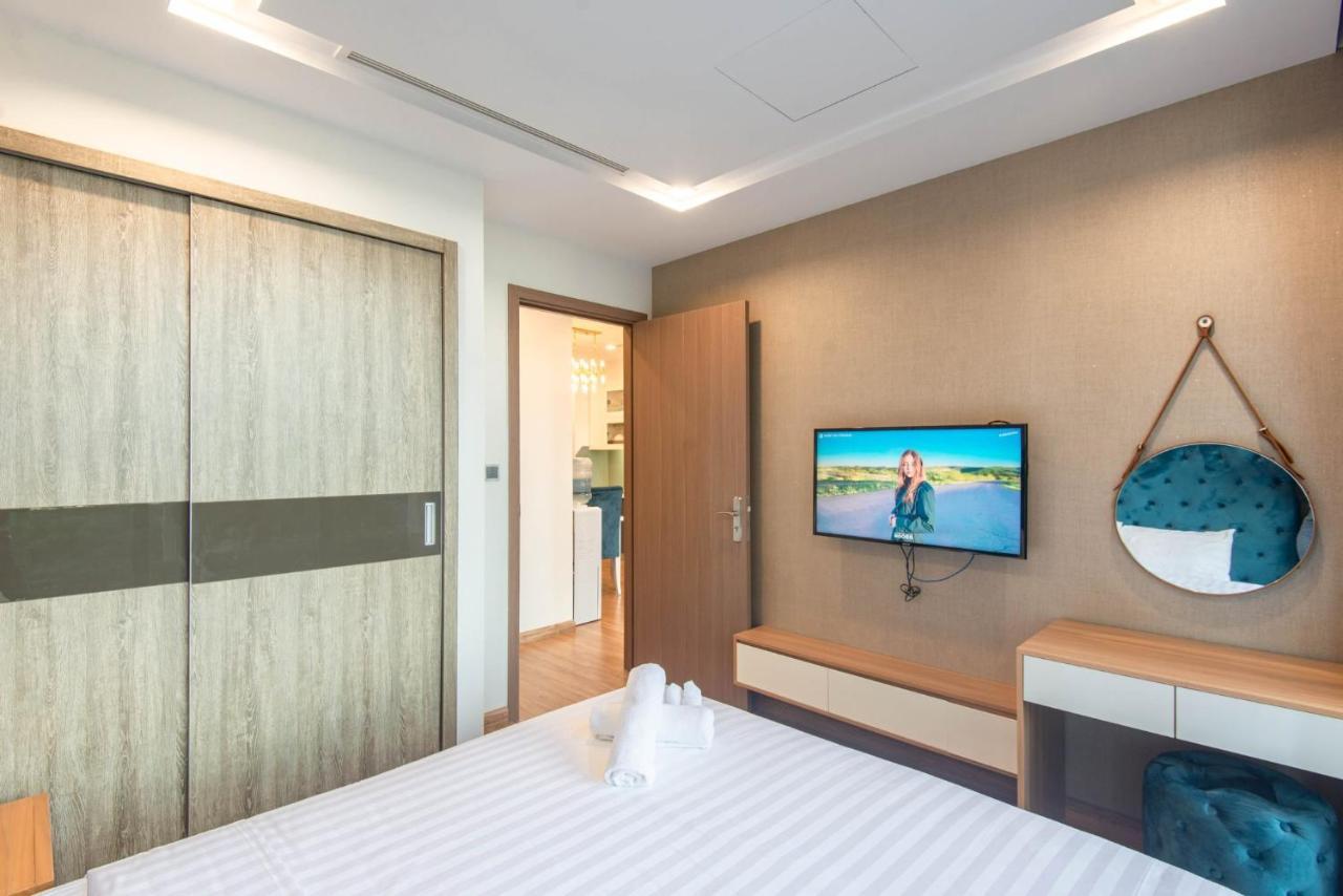 Luxury Serviced Apartment Vinhomes Metropolis Premium Hanoi Kültér fotó
