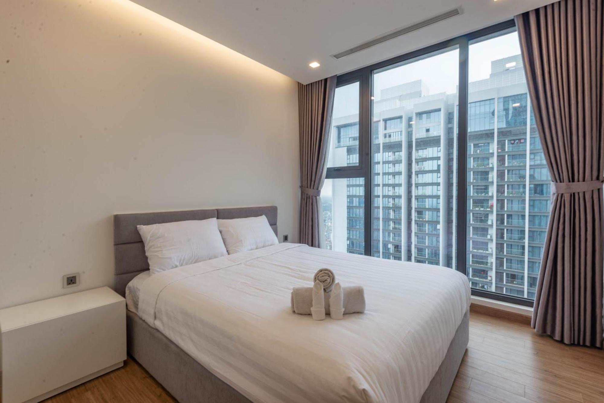 Luxury Serviced Apartment Vinhomes Metropolis Premium Hanoi Kültér fotó