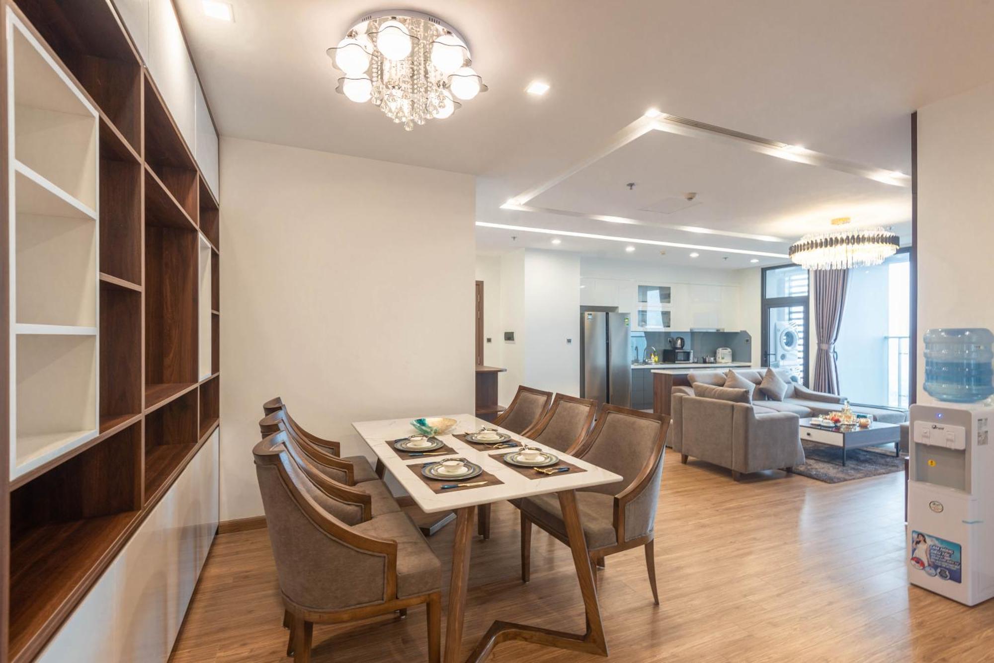 Luxury Serviced Apartment Vinhomes Metropolis Premium Hanoi Kültér fotó