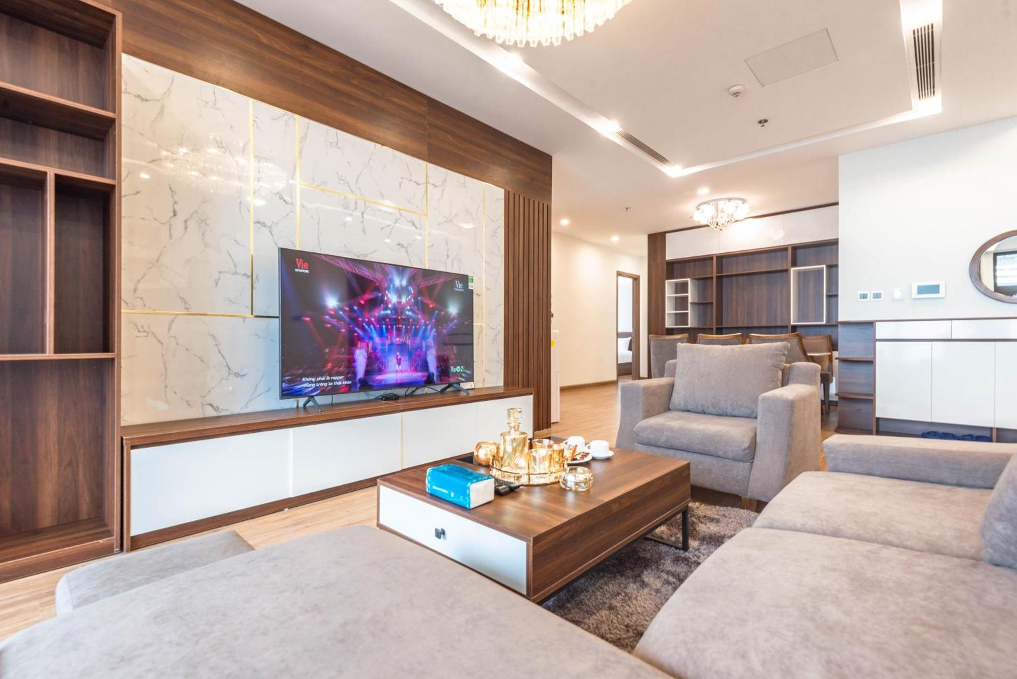 Luxury Serviced Apartment Vinhomes Metropolis Premium Hanoi Kültér fotó